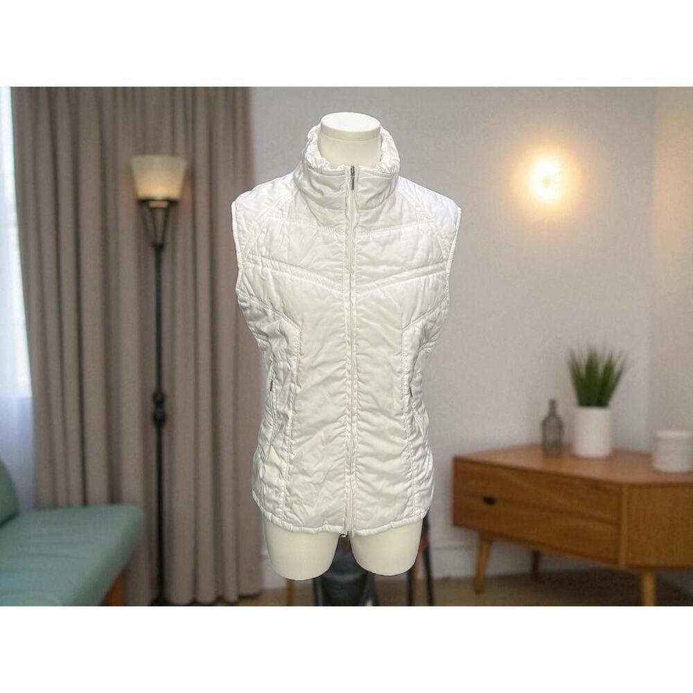 Karen Heart White Vest outdoors size large‎ ruffle detail side zippers